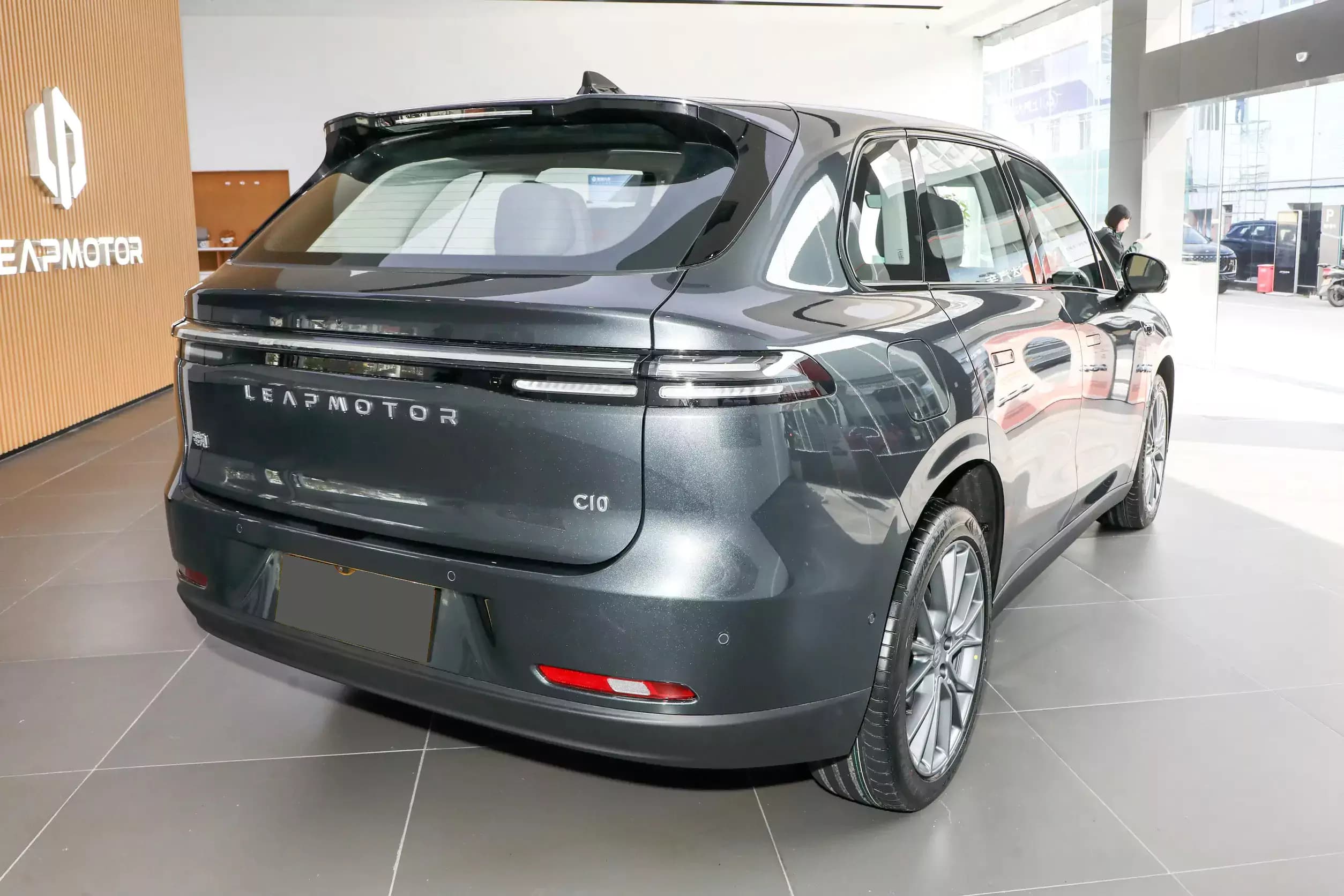 LEAPMOTOR C10 image 4
